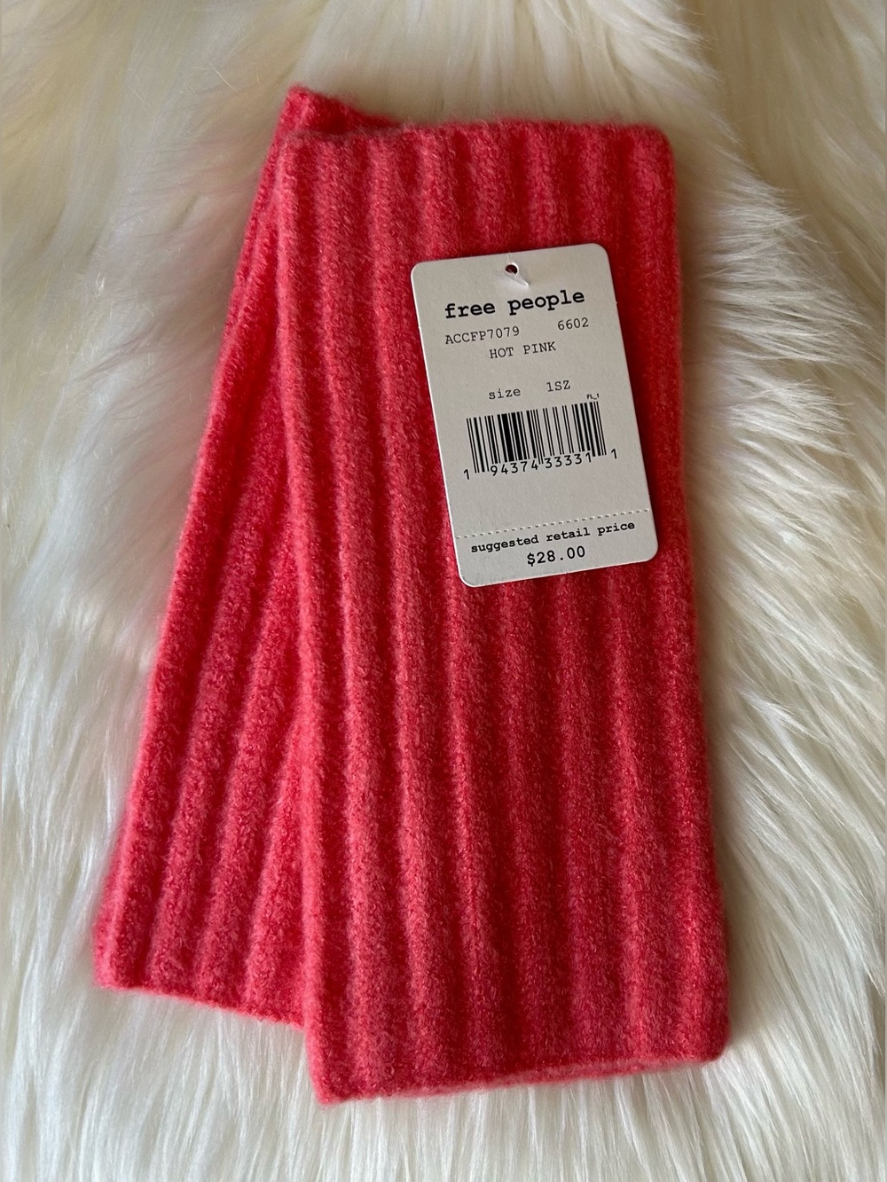 NWT Free People Outside The Lines Fingerless Arm Warmers